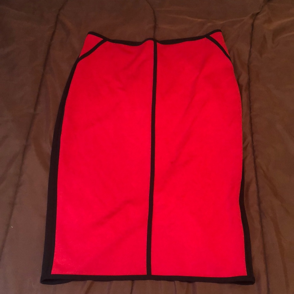 Black and Red Worthington Pencil Skirt